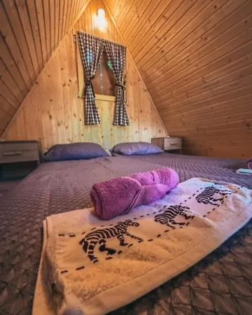 Glamping Krn Luxury tent