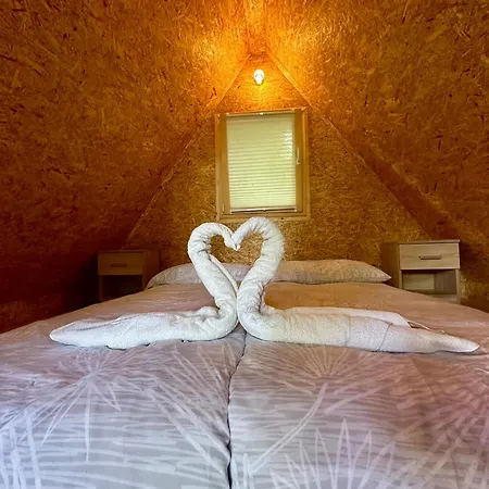 Luxury tent Glamping Krn